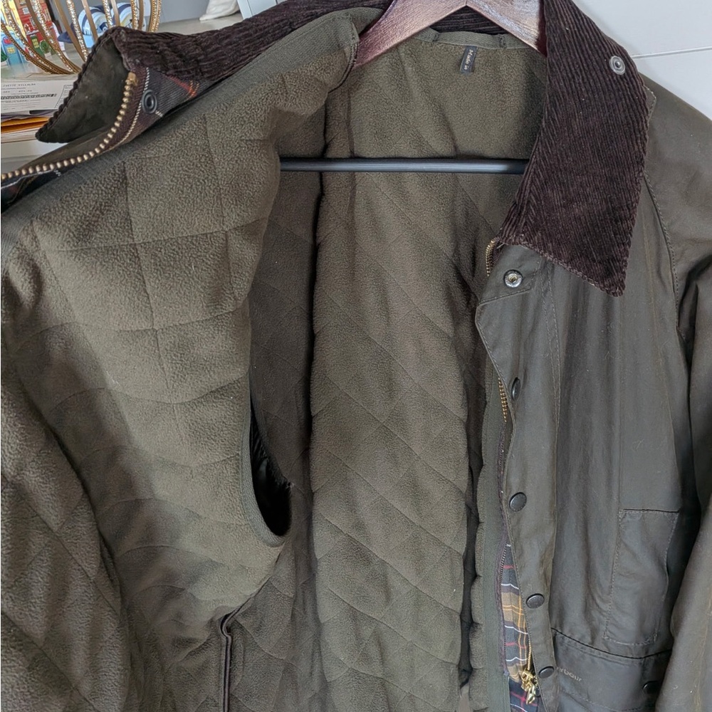 Men's Barbour Olive Green Waxed Jacket & Liner Vest - Picture 5 of 10